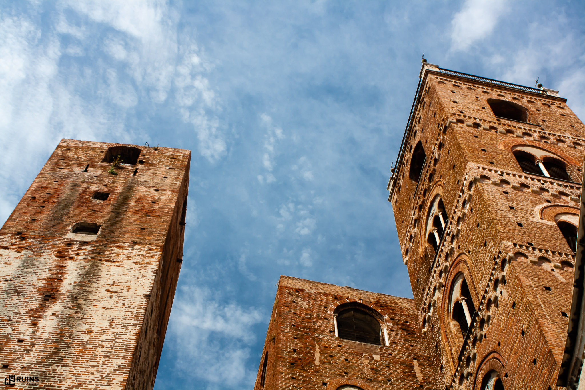 Башни Альбенги. Лигурия, Италия. Романский стиль. XII-XIV вв