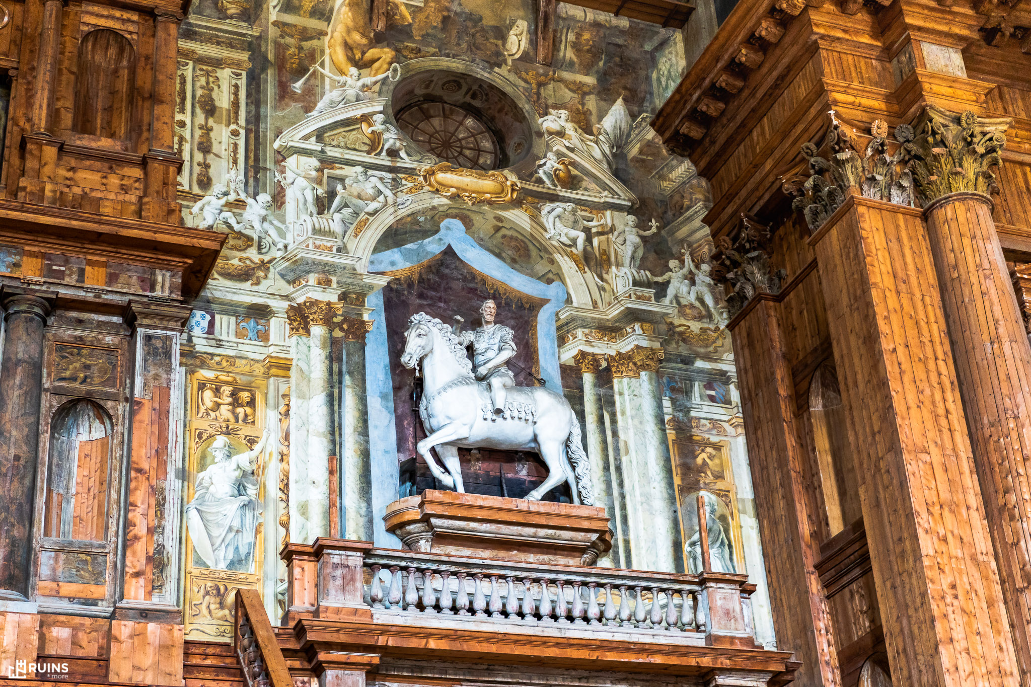Интерьер Театра Фарнези. 1618 г. Парма, Италия