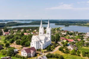 Подробнее о статье Костёл Сердца Иисуса (Промысла Божьего). Слободка. Беларусь. Неороманский стиль и неоготика. 1903 г.